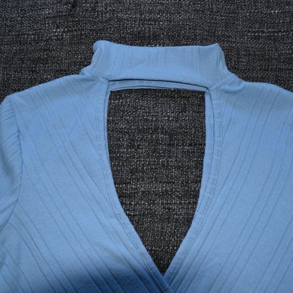 Bodycon Cutout Shirt - Picture 2 of 3